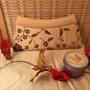 Floral Vintage Style Gold Clutch Purse